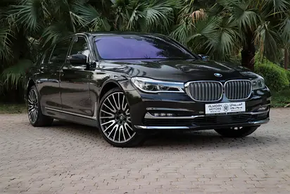 2017 BMW 7 Series 740Li | GCC Specs | Full service history