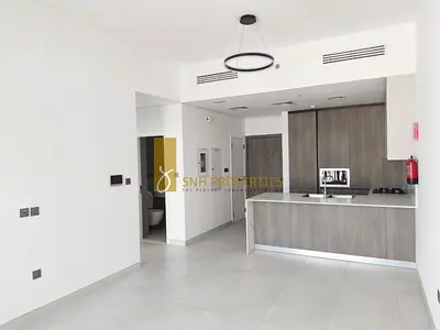 LUXURY 1BR | BRIGHT UNIT | READY TO MOVE IN
