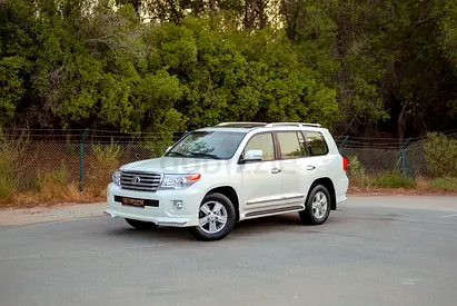 2014 Toyota Land Cruiser