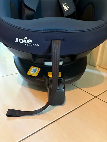 Joie Spin 360 Infant Car Seat with ISOFIX Base - Very Good Condition