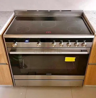 Siemens Iq700 Stainless Steel Electric Range with Ceramic Hob and Oven