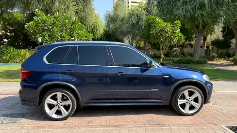 BMW X5 2013 4.4i GCC Specs