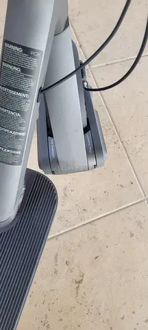 Foldable electric scooter in good condition — ready to ride with accessories cherger, tool helmet ⛑️