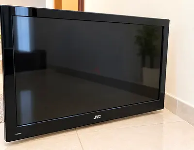 32 inch jvc tv