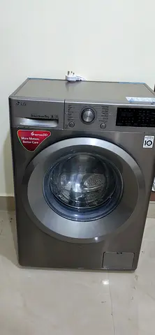 LG Front Load Washing Machine - 8kg, Silver, Good Condition