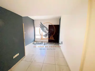 شقه غرفه وصاله مع مسبح وجيم مجانا وموقع متميز شارع خليفه ومدرسه الحكمه