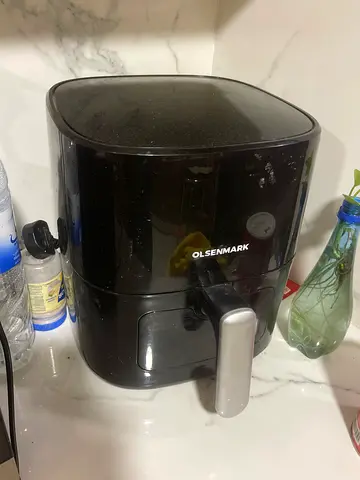 Olsenmark 3.2L Digital Air Fryer - Good Working Condition