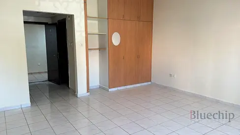 Genuine Resale | Prime Location IVacant & Transfer