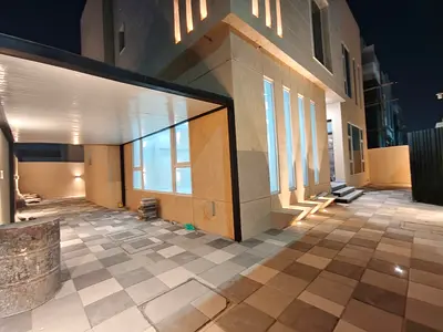 Levish 6 BHK villa 8washroom maid room cover parking al hoshi Sharjah