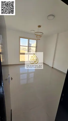 🏡 للإيجار السنوي في عجمان – الحميدية 1 🌟 ✨ فرصة مميزة للسكن العائلي في شقة بمساحة واسعة جداً وموقع حيوي قريب من جميع الخدمات! 🔹 تفاصيل الشقة: 🛏️ غ