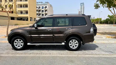 Mitsubishi Pajero 2017 GLS Top Line GCC Specs