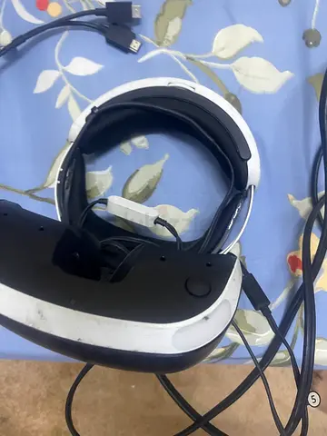 PlayStation VR headset (used) with cables