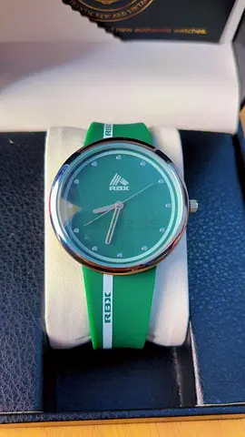 Green RESX Analog Men's Watch with Rubber Strap - Like New
