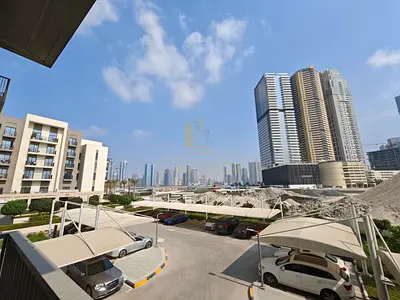للايجاراستديو في جزيرة مريم مبنى رمال