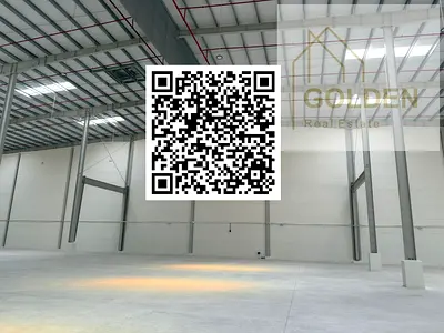 ارتفاع 14 متراً، كهرباء 60 كيلوواط قابلة للزيادة حسب الطلب، ومساحات واسعة للتحميل والتنزيل، بالإضافة إلى شهرين فترة سماح مجانية. مستودع جديد أول ساكن