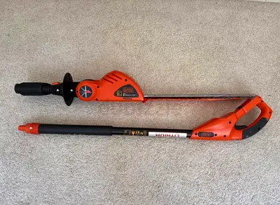 Cordless Hedge Trimmer Long Reach 18V Height
Adjustable GTC1843LB + Hand trimmer