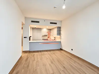 High Floor | DSO Community Views | Maids Room