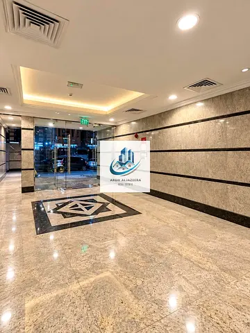 Beautiful premium 1bhk appartment for the families only in new family building opposite Sahara cent