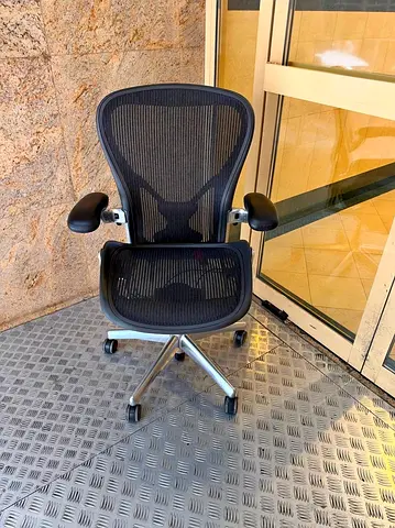Herman Miller Mesh Office Chair with Adjustable Arms and Lumbar Support fully loaded