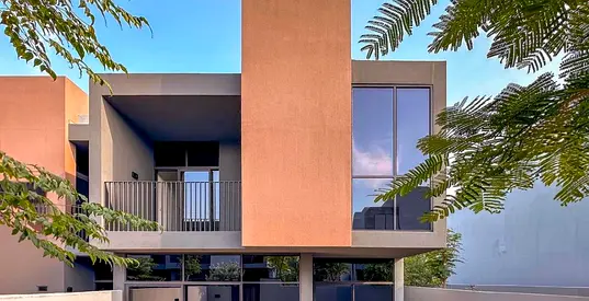 Corner Unit 3 BR Townhouse | Smart Home |