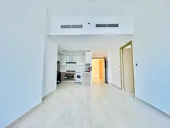 Luxury Chiller-Free 3BR Apartment | All Amenties Are Available | Premium Location