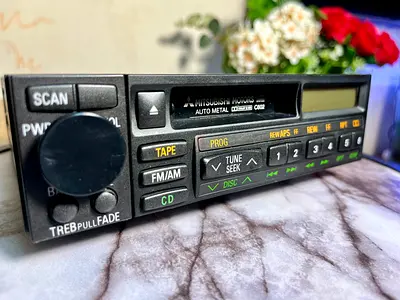 For Sale: Mitsubishi C602 Vintage Car Stereo 📻🚗
