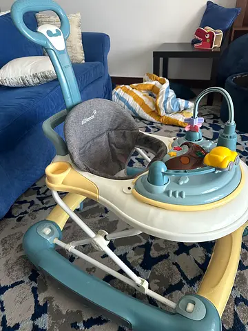 Baby walker / activity jumper in good condition