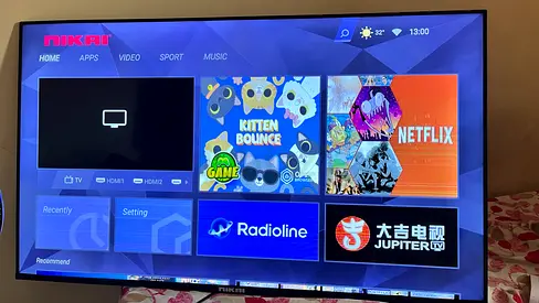 Nikai 60-inch Smart LED TV in good working condition and lines have