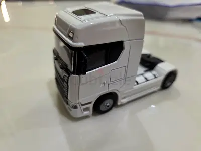 SCANIA truck head scale 1:43