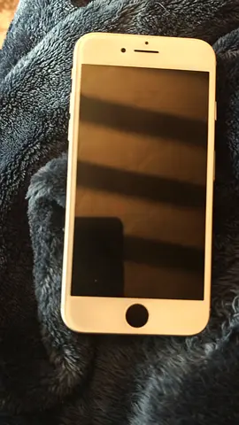 Iphone SE 3rd (Sim Not Work)