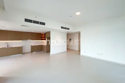 Water Skyline View | Large Layout | Handover Q4