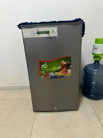 NIKAI FRIDGE 90 L