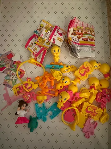 Looney tunes Tweety bird toys bundles from kinder