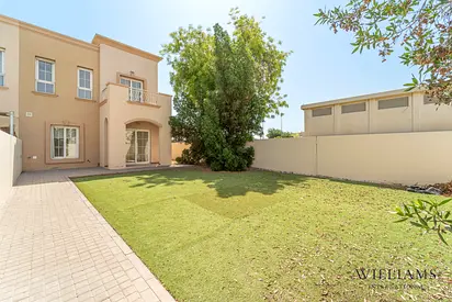 Springs 3 | 2-Bedrooms + Study | Close to Souk