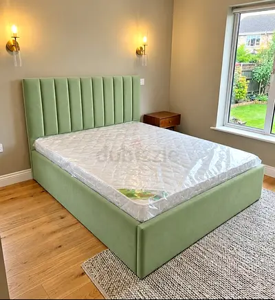 Brand New Queen size bed storage bed including mattress good quality Queen bed