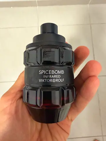 Viktor and Rolf spice bomb infrared 90 ml