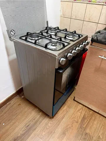 Midea 4-Burner Gas Stove with Oven + Gas Cylinder with Gas (Silicon Oasis _ DSO)