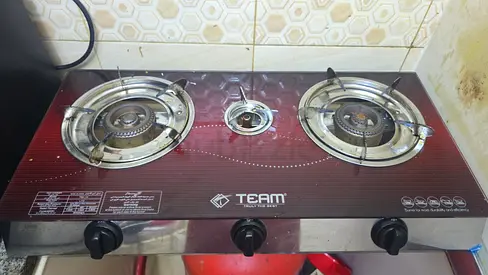 Gas stove