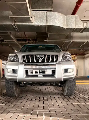 2003 Toyota PRADO — миниатюра 11