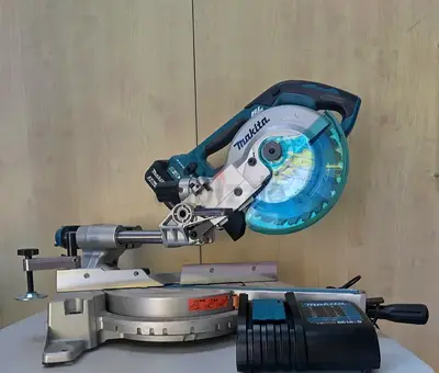 Makita DLS714PT2 Miter Saw 36v (18v x 2) 190mm