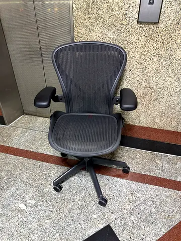 Herman Miller Aeron chair for selling.fully loaded chair
