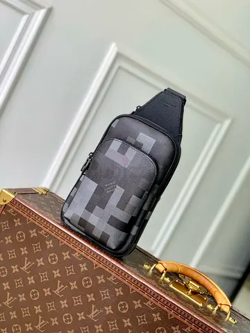 Louis Vuitton crossbody bag