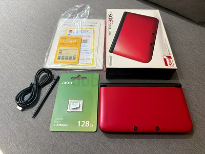 Nintendo 3DS XL Red and Black 128GB | Modded