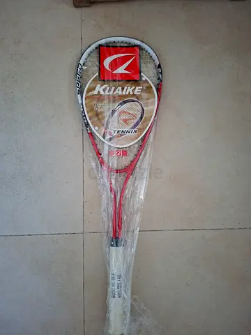 BRAND NEW SQUASH RACKET FOR SALE