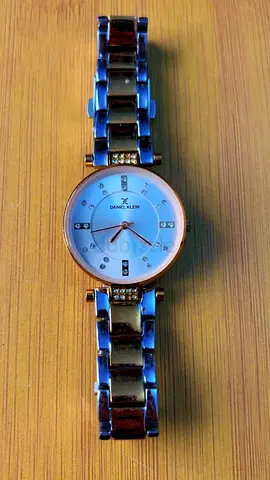 Daniel Klein women's wristwatch with metal bracelet - good condition