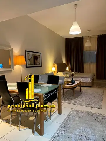 استوديو فاخر | مفروش بالكامل | بإطلالة مميزة | للإيجار الشهري | موقع متميز في عجمان – شامل جميع الفواتير والواي فاي وباركينج خاص