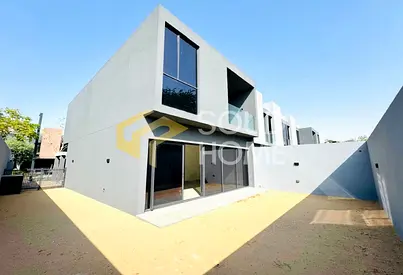Distress Deal | 3BR Corner Townhouse | Below OP