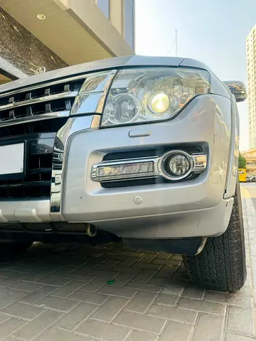 Mitsubishi Pajero 2015 GLS Top Line GCC Specs