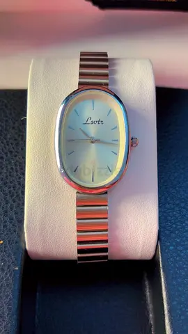 Losrt women's stainless steel oval watch - good condition