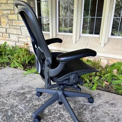 Herman Miller Aeron Classic Chair fully loaded Size B